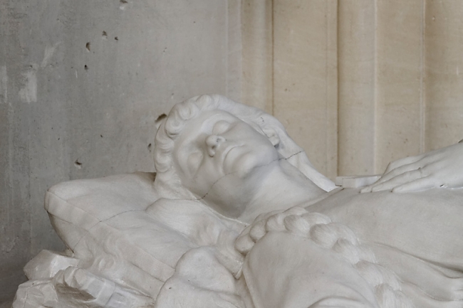 Chapelle royale de Dreux-032